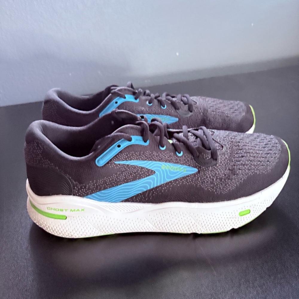 Brooks Ghost Max Cushioned Black Running Shoes Sneakers Men's‎ Size 12 EE wide
